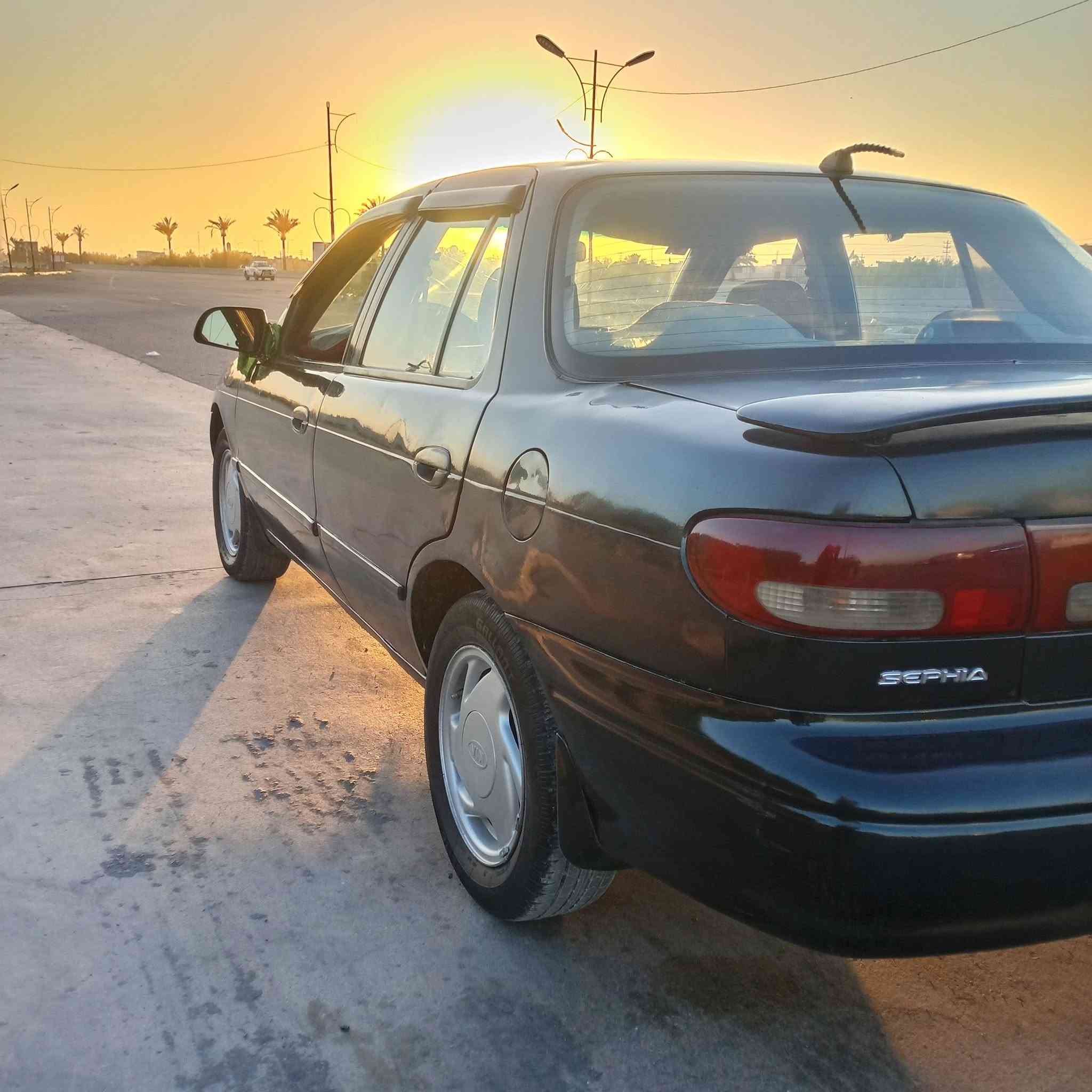 عليكم سيفية البيع موديل ٩٥كهرباياته شغله تبريد ثلج شغال     المكان  حلة النيل السعر ٣٩بيه مجال  التحويل مباشر رقمي ***********
