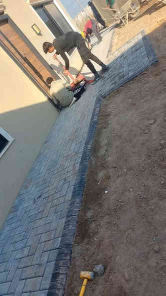 السَلٱمٌ عـَلـْيگمّ- عمل انواع المقرنص
عمل ساقيه ±عمل كربستون±  ±

عمل بازلت± عمل كابات.±          [ شغل درجه اولئ امانه اللـۿـہٰ ورسوله ] شرط تسليم مهندس نشتغل بغداد وجميع  المحافضات 🇪🇬🇪🇭🇪🇸🇬🇮🇫🇯🇬🇦🇪🇨🇪🇹🇫🇰🇬🇮للتوصل علي ارقام تاليه

***********)/***********
