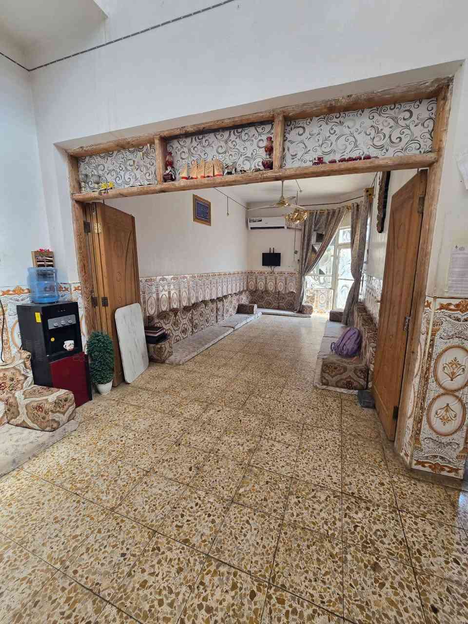 بيت 110متر مربع طابقين صب كونكريت للبيع بالبراكية شارع المطار القديم قرب جامع القبة الذهبية بفرع ال بدير للاستفسار خاص او عالرقم ***********
