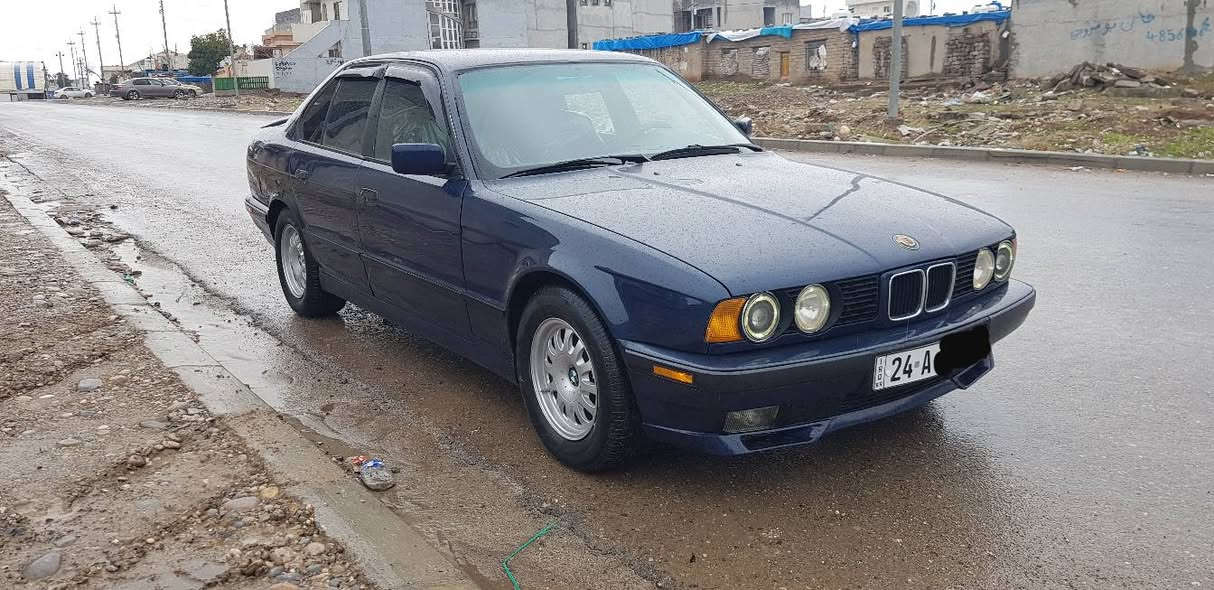 موديل 1990 رقم دهوك 
525 كير عادية مكينة دجتال 
دوو جام كهربائية 
سیارة سةر وةزعي شةريكية 
بي دعمة عام بةخة بو جاني 
تبريد و هيتر درستن 
رقم و سةنةوي جديد حتا 2030
سيارة بي كيماسة بي مةسرةفة جاهزة 
سعر 58 و مجال
*********** واتساب

سيارة موديل 1990 رقم دهوك 
525 كير عادي مكينة دجتال 
2 جام كهربائي 
سيارة على وضع الشركة 
بلا دعم عام بخ جمالية 
تبريد و هيتر مضبوط 
رقم و سنوية جديد حتى 2030
سيارة جاهزة  بلا مصرف 
سعر 58 مجال 

*********** واتساب زاخو, دهوك
