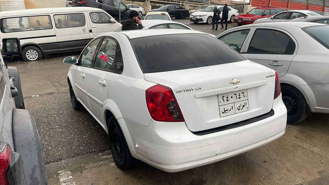 شوفرليت 2012
كـير عـادي 
صبخ صورة مبين 
كير و محرك شرط 
تحويل شرط 
اربع تايات جديد 
هيكل سيارة حيل نضيف 
بدون اي مصرف سعر 83
غرامة عليها 4$ ورقة انزل من سعر سياره 
مكان سيارة عقرة 
رقم تلفون واتساب فايبر 
***********
