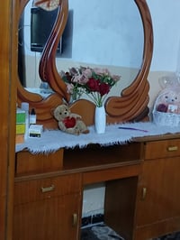 غرفة نوم • نضيفه • استعمال قليل