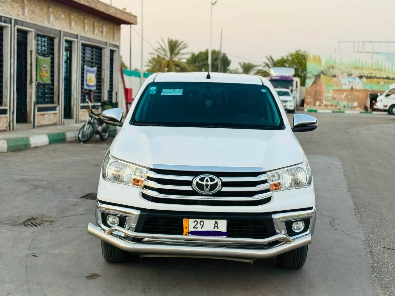 يالله السلام عليكم
هايلوكس 2023 ساز فول 1/1 الباب الاول

اوتوماتيك 

تبريد قطعتين وتبريد كشنات

بصمة ووياهه 2 بصمات + دخول ذكي

شاحن لاسلكي

سياره مفوله مواصفات معروفه الساز

رقم واسط بأسمي شخصياً سنويه جديده ل2030 وهزه جديده 

مثبت سرعة 

بنيد جكات باب بدي جكات

مرايات شفط

انظمة قياده PWR و ECO الاقتصادي

وباقي المواصفات المعروفه 

سياره كلش حلوه وجديده مامتعوبه

عنوان السياره بابل

سعرها 263$ بيها مجال

*********** بي واتساب غير متواجد ماسنجر
