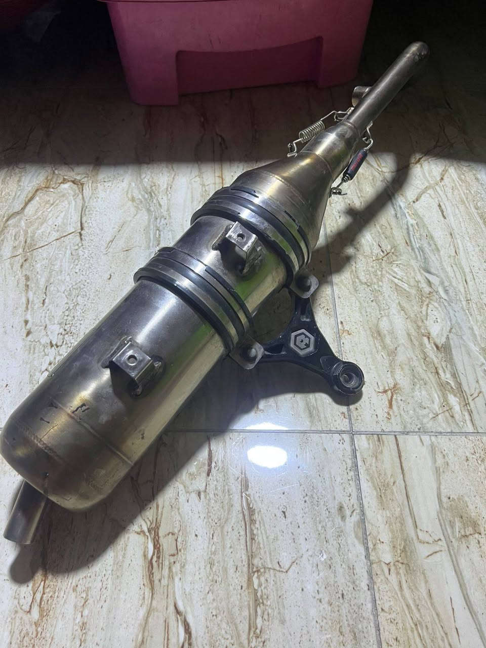 سلام عليكم شباب غراض كلة اصلي ومال تفصيخ ما بيهن شغلة تجاري ما عدي خاص بس واتساب *********** مكاني بغداد مدينة الصدر

