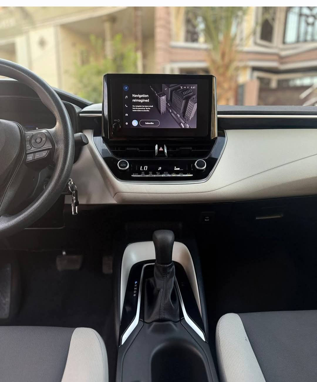 السلام عليكم
تويوتا كورلا 
2023 
ماشيه 17000
محرك 2000
بعده زيروه
مواصفات LE
شاشه كامره فول تحكم ستيرن كار بلي هاند بريك بصمه اوتو هولد 
داخل ابيض  
رقم اربيل
تحويل وكاله مضمون
صور الحادث بالمنشور
حافة بوند وجاملغ تعديل بارد
الباقي كله مكفول بدون دواخل الشاصي واللغد مكفولات 
الموقع بغداد الحسينية الراشدية
السعر145$
للاستفسار ***********
