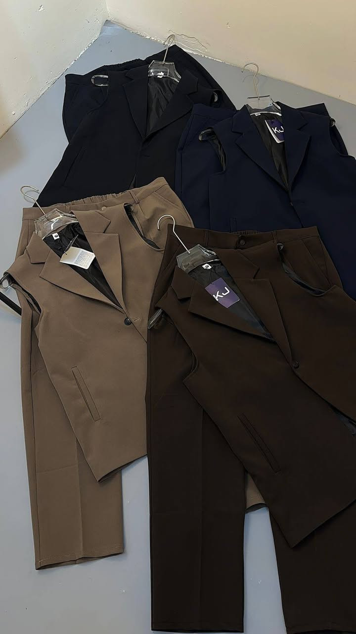 بدلة كوري 
M L xl xxl 
السيري ٤ قطع 
البيع فرض ١٦ قطعه 

سعر الشد 440الف

توصيل ٦ الاف لكل العراق


**إذا كنت صاحب هذا الإعلان وتريد حذفه لأي سبب، رجاءا أرسل رسالة إلى الدعم الفني**