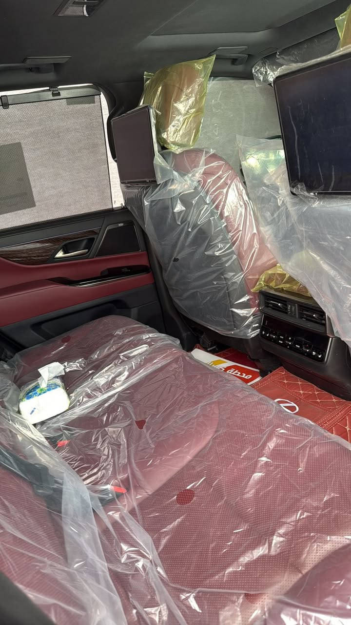 السلام عليكم  لكزس 2024 بريم ماشيه 5 الالف بحالة الوكالة غراضها كلها ما مفتوحه رقم بغداد باسمي للاستفسار ***********
