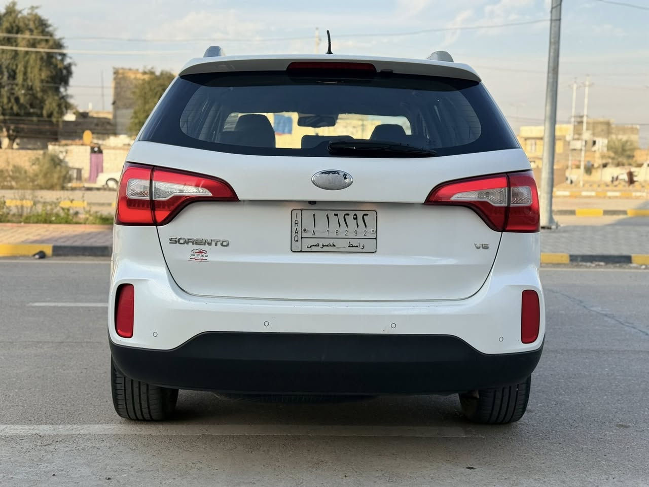 السلام عليكم كيا سورنتو موديل 2014 خليجي محرك 6 سلندر بسمي تحويل مباشر
ماشيه 144 الف كم 

محرك 6 سلندر شرط ما مفتوح بي برغي مكفول كير ع الشركة تخم تاير حداديه تبريد تدفئه سيارة جديدة جدا 

السيارة مكفوله بيهة شويه صبغ بالبنيد واضح بالسونار كدامك سيارة جديدة جدا

الموصفات بصمه وترحيب 7 راكب 3 قطع تبريد 

اشارة بالمري لايت زنون بلادي حساس امامي خلفي 

زراك لايت بردات بقيه كشن كهربائي السعر 188 مجال بسيط مكاني واسط قضاء الحي 

السونار مرفق كلشي واضح بي خاص مجاوب وين ميعحبك تفحص 

***********

***********

