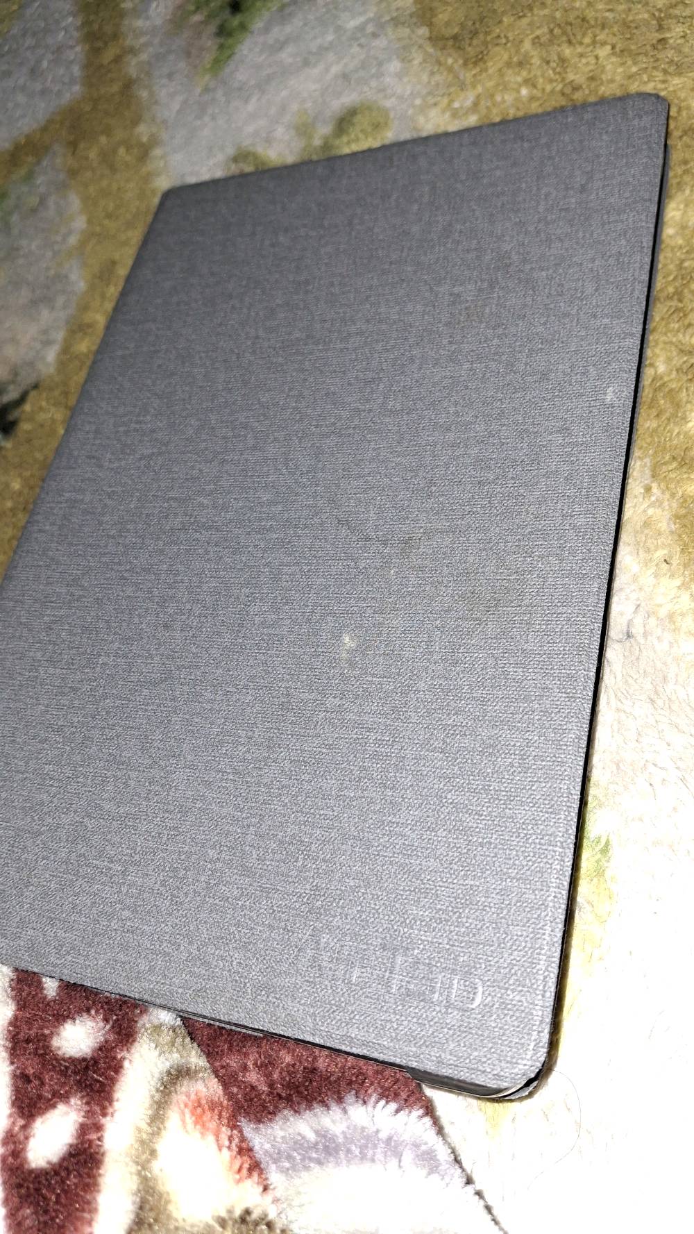 air tab 16 pro max للبيع ١tb
مكاني بغداد زيونة
هالجهاز جديد لو مستعمل؟ وإذا مستعمل شكد مدة الاستخدام، وبي أي خدوش/كسر/مشكلة بالشاشة أو البطارية؟: 
مستمعل قليل . كلش نظيف
شنو يجي وياه؟ يعني معاه الشاحن والكابل والعلبة والأكسسوارات لو بس الجهاز؟: 
كامل ملحقات شحن قلم كفر لاصق كيبورد و ماوس
يدعم شريحة واتصال لو واي فاي فقط؟ وإذا بيه شريحة، شنو نوعها؟: 
كلشي شغال
تگدر تذكرلي اسم الموديل الكامل أو الشركة/النسخة بالضبط، لأن مكتوب Air Tab 16 Pro Max بس نحتاج تفاصيل أوضح للمشتري؟: 
ذاكرة ١تيرا بايت . 
السعر قابل للتفاوض لو ثابت؟ وإذا أكو توصيل داخل بغداد غير زيونة، وين ممكن تستلم؟: 
بي مجال