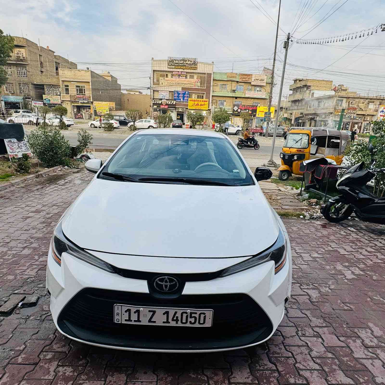 السلام عليكم كورلا للبيع 2023
سياره حلوه وكامله عله اخر حبايه كبل للشارع السياره مال جناي ارقام انكليزيه تحويل ثاني يوم تبيرد خير من الله تدفئه كير ومكينه مكفولات 
السياره ماشيه ١٣ اللف ميل 
ضرر السياره قطعتين مبدلات وبيه ضرر بأمريكه الجاماغ مصبوغ يعني ضرر السياره ٣ قطع صفحة السايق  
مكان السياره بغداد حي اور ام الكبر والغزلان 
سعر السياره 168 قابله للتفاوض بيه مجال بصيط للشراي 
رقم الهاتف *********** 
وبالعافيه عله الي تكون من نصيبه
