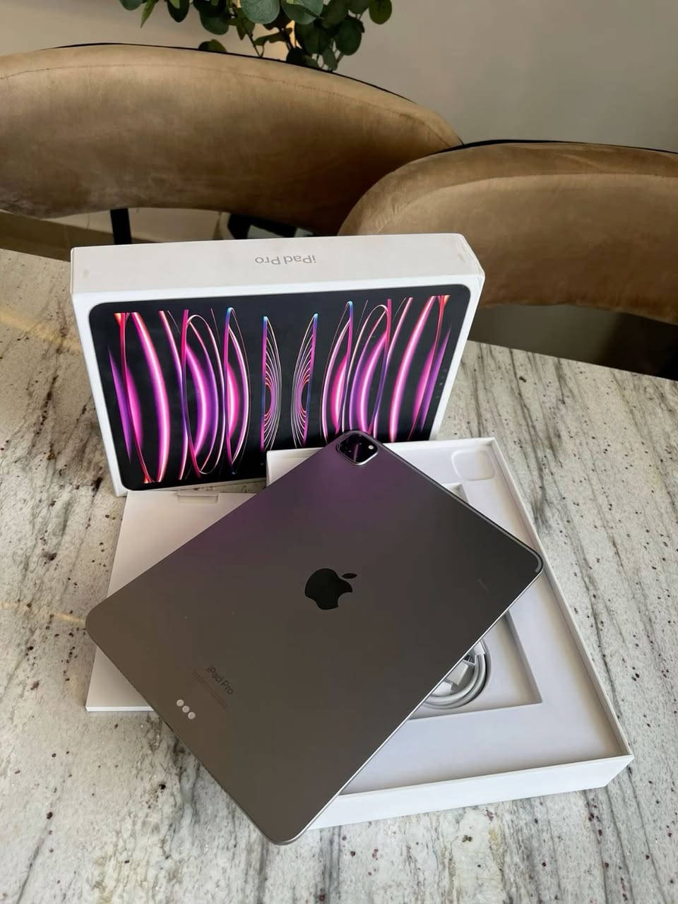 ايباد 11 برو للبيع مكاني ميسان خاص متواجد واتساب التفاصيل بل خاص ***********
