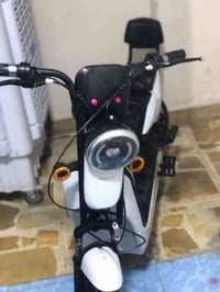 اربع بطاريات   السرعة 55حقيقي ثلث سرعات  السعر الكامل 225 وبي مجال(رقم...