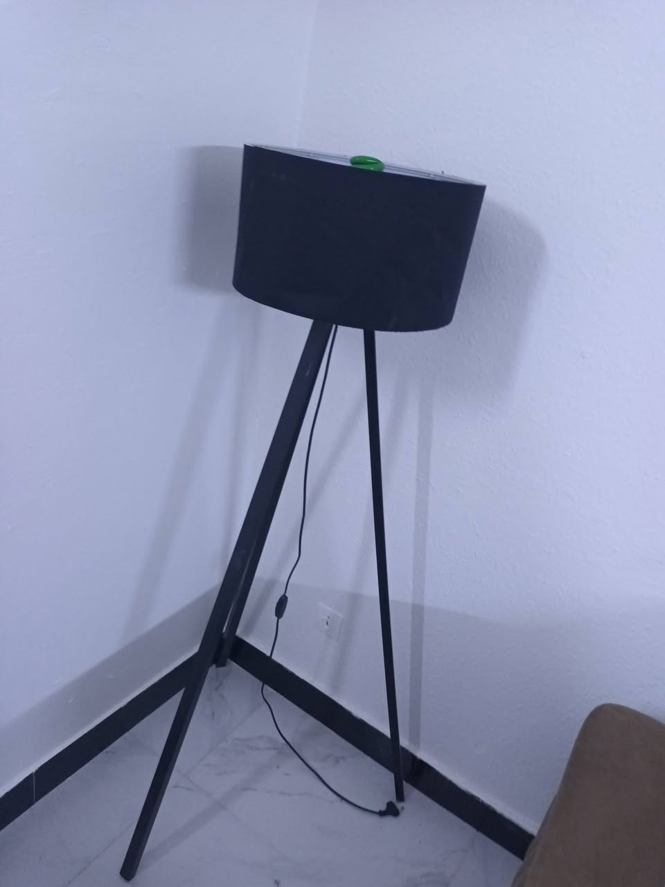 تيبلام اسود ومرايا سودة وميز وكومدي سوة السعر ااكامل ١٠٠ الف مكان بغداد


**إذا كنت صاحب هذا الإعلان وتريد حذفه لأي سبب، رجاءا أرسل رسالة إلى الدعم الفني**