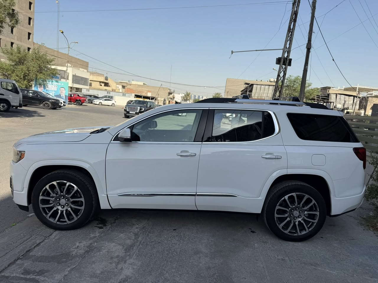 جمسي اكاديا  2023 دنيلي وارد امريكي
ملاحظه : مرقم بغداد كتاب شهداء سنتين تتحول اسويلك وكاله عامه مطلقه 

Gmc Acadia 2023 3.6 V6 

          حجم المكينه : 3.6 V6

المسافه المقطوعه : 13 الف ميل     

الضرر : مبدل جاملغ يمنه نفس الون وصبغ بنيد ودعاميه موضح بالصور

                    الايرباك: برده + دركه

مواصفاتها 

1. شاشه

2. كامرات 360

3. حساس خلفي امامي

4.بنوراما فتحتين

5.كشنات جلد 

6. رادارات جانبيه

7. رادار امامي

8. تحديد مسار

9.ويل كب 

10.اشاير بالمري

11.تحكم 

12.كشنات كهرباء

13.كشافات

14. تشغيل عن بعد

15.صندوك كهرباء

16. بصمة ابواب 

17. قطعتين كهرباء

18.كشن السايق ميمري

19.هندبريك بصمه

20. لايتات لد +زنون

21 بكلايت لد 

22.تو ويل

23.كشن السايق هزاز

24. داتا شو 

25.سبعه راكب

 

فول مواصفات 1/1 جاهزه مرقم بغداد كتاب شهداء  

تفاصيل اكثر هذا رقمي *********** تحياتي

مكاني بغداد حي الجامعه
