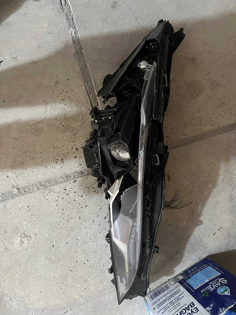 مازده سينا مكسره وجه وظهر المازده شغاله كرت ولد وكلشي بلاتينوم وارد
***********
