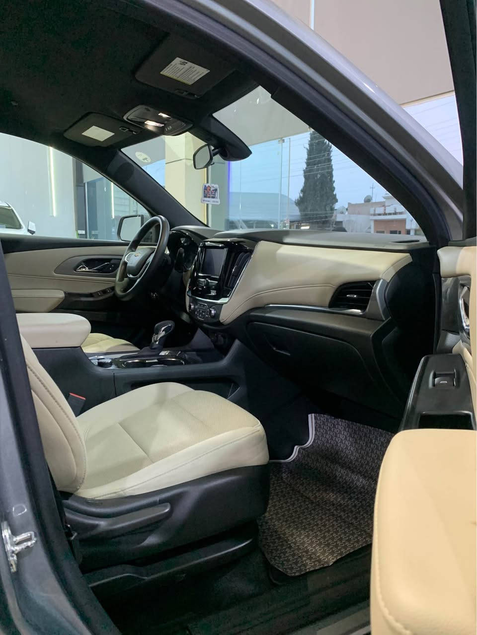 ‎2023 CHEVROLET
TRAVERSE  🇺🇸 شوفرليت ترافس‎ زاخو, دهوك


**إذا كنت صاحب هذا الإعلان وتريد حذفه لأي سبب، رجاءا أرسل رسالة إلى الدعم الفني**