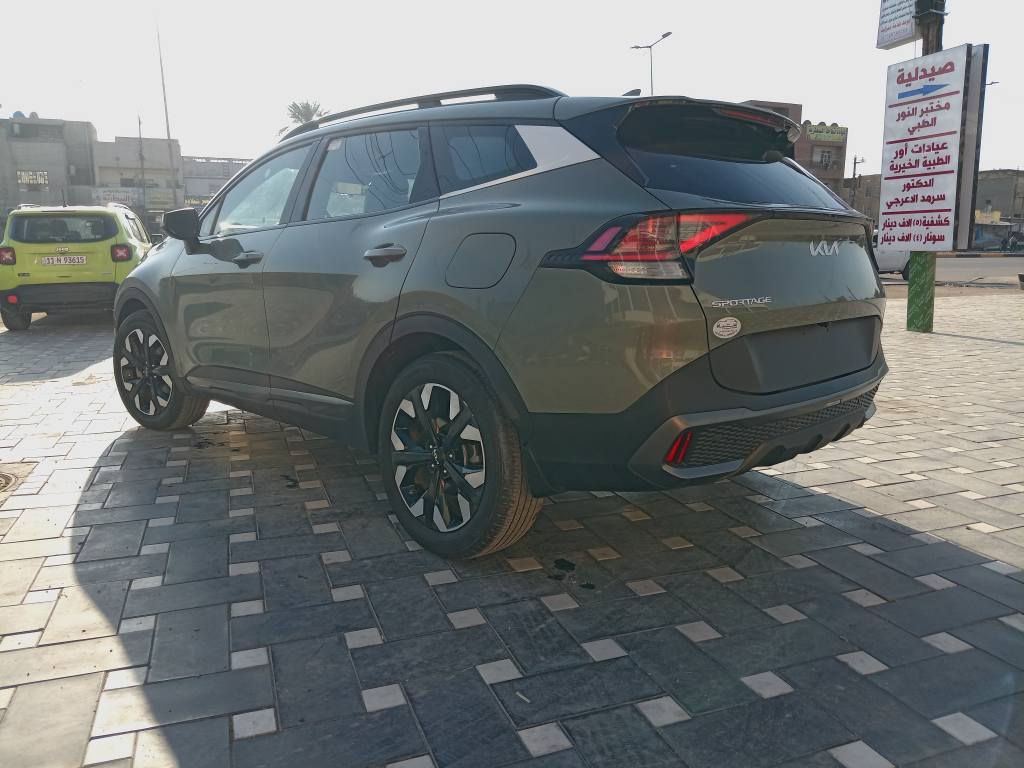 كيا سبورتاج موديل 2024 للبيع او مراوس وارد امريكي صور الحادث مرافقه بالمنشور محرك ممتاز كير ممتاز حداديه جيده ماشيه 18 ميل مواصفات السياره Xline بصمه كراسي كهرباء تشغيل عن بعد يشاير بالمري تدفيات كشنات شاشه كبيره قطعتين تبريد وباقي المواصفات معروفه السعر 180 للاستفسار على هذا الرقم *********** ابو ادم بغداد, العراق
