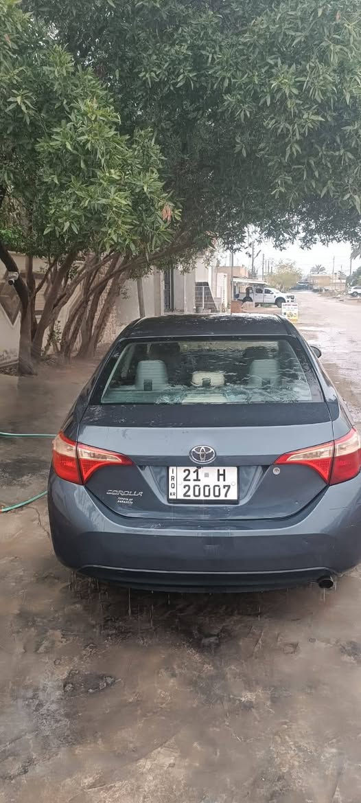 كورلا موديل ٢٠١٧ لون نفطي سنويه جديده بأسمي مكفول من الصبغ والبارد الايرباك سليم والضرر كلش بسيط ماشية ١٦٠ ميل المكان ديالى شهربان السعر ١٣٥ وبيه مجال مكلف بالنشر رقم صاحب السيارة  
‭٠٧٧٢ ٨٢٠ ١٠٠٢ المقدادية, ديالى
