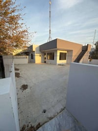 شقة للإيجار • حي البكر • ٣٠٠م