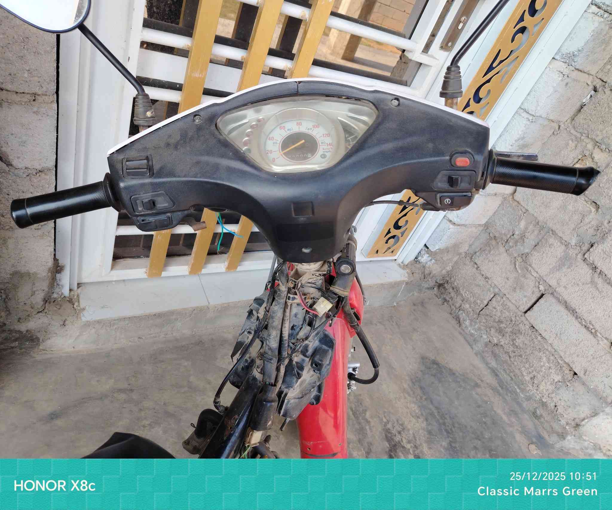 السلام عليكم
ماطور سرفيز موديل 2012 محرك أخرس كهربائيات كامله شغال النقص بس الدرع ***********
