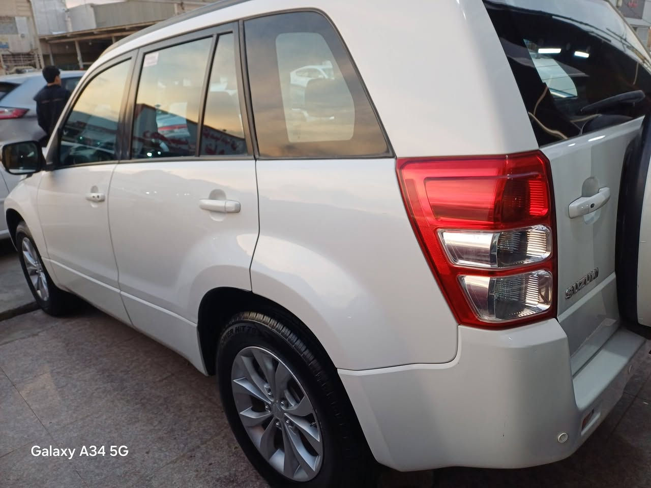 سوزوک گراند ڤیتارا یابانی 2014 مکفول بدون سبغ بدون بارد دعامی لیدعامی بشرت.سنە ویە رقم جدید سحر 115 وەرەقە مکان سیارە اربیل .***********
