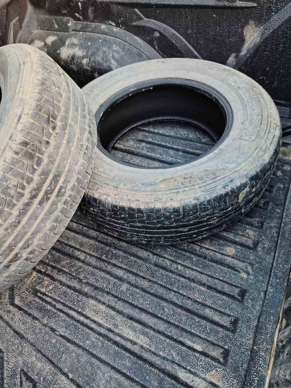 زوج تواير للبيع. العنوان النجف قضاء المناذره. ٠***********
