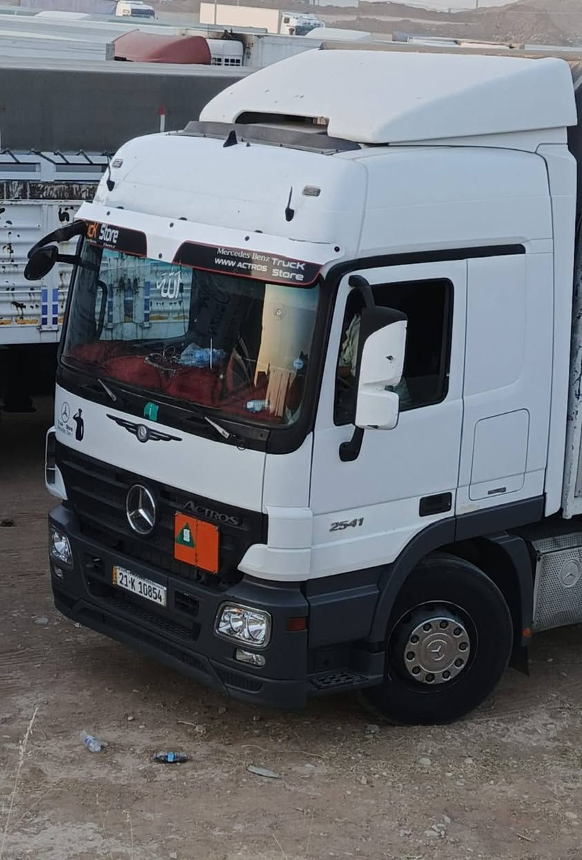 اكتروز للبيع2008 فول مواصفات عدى كامره اوحساس رتايدر ٥ طكات دبل مناميه محرك كير اكسل اوتو 12 نمره تخم تاير  ***********
