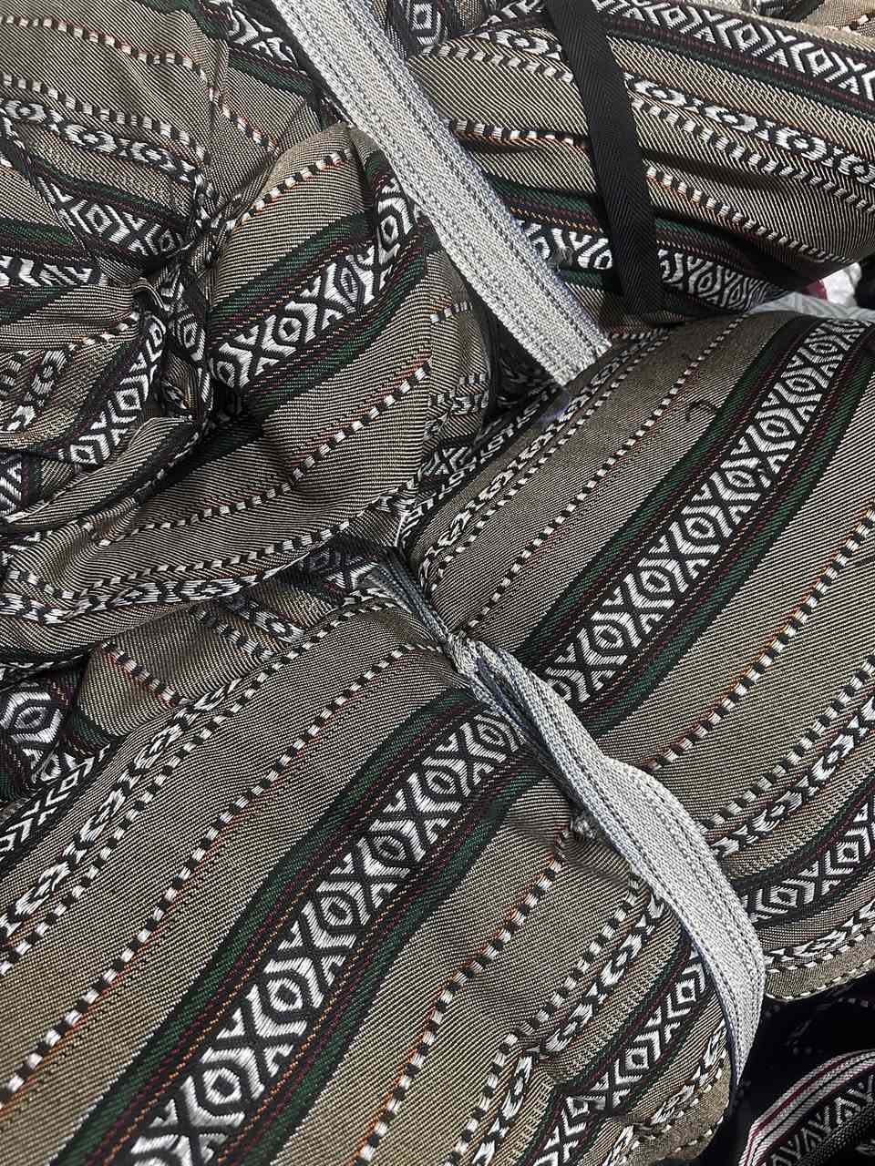 ⸻

✨ جادر موكب قماش سدو – حياكة درجة أولى ✨

نوفر جادر موكب من قماش السدو
شغل فوق العالي وجودة مضمونة 👌

🔸 حياكة درجة أولى
🔸 خياطة درجة أولى متقنة
🔸 سفايف داير مرتبة
🔸 شدّادات متينة وقوية
🔸 الطول ٨ أونص
🔸 الدايت ٩

قماش يتحمل الاستخدام ويعطي شكل تراثي وهيبة مميزة للمكان 🏕️

📩 التواصل خاص للطلب والاستفسار***********
