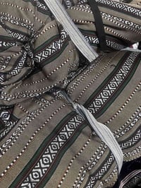 ⸻  ✨ جادر موكب قماش سدو – حياكة درجة أولى ✨  نوفر جادر موكب من قماش ال...