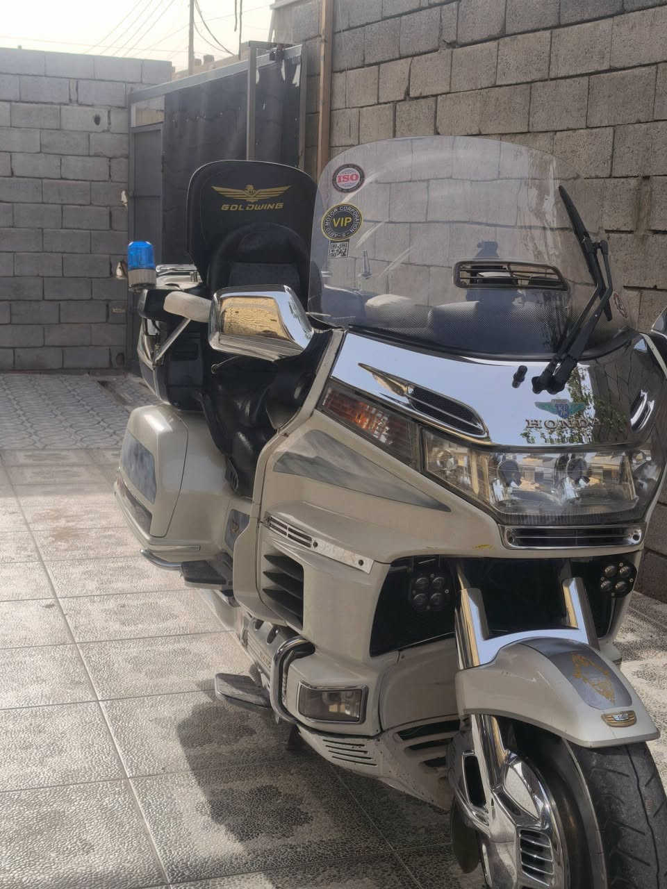 للبيع موديل 2000 وارد يابان ماشيه 25 الف ضفيرة بلاديه جك وبگ ومسجل كله شغال سعر 44 بيها مجال العنوان بصره ام قصر  ***********
