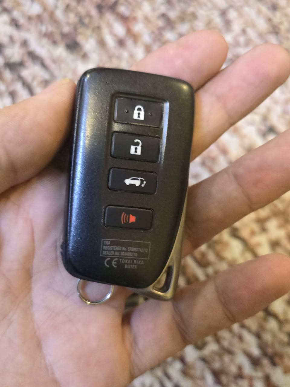 السلام عليكم
عندي ٥ بصمات اصليه للبيع
***********

