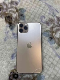 آيفون 11ابرو.     للبيع   ما مفتوح شرط ولا امبدل بي شي شرط   ذاكرا 64 ...