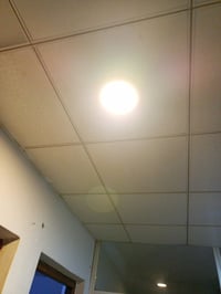 سوبرلايت كارتون 30قطعه 25الف كميه قليل ظل 07508603957