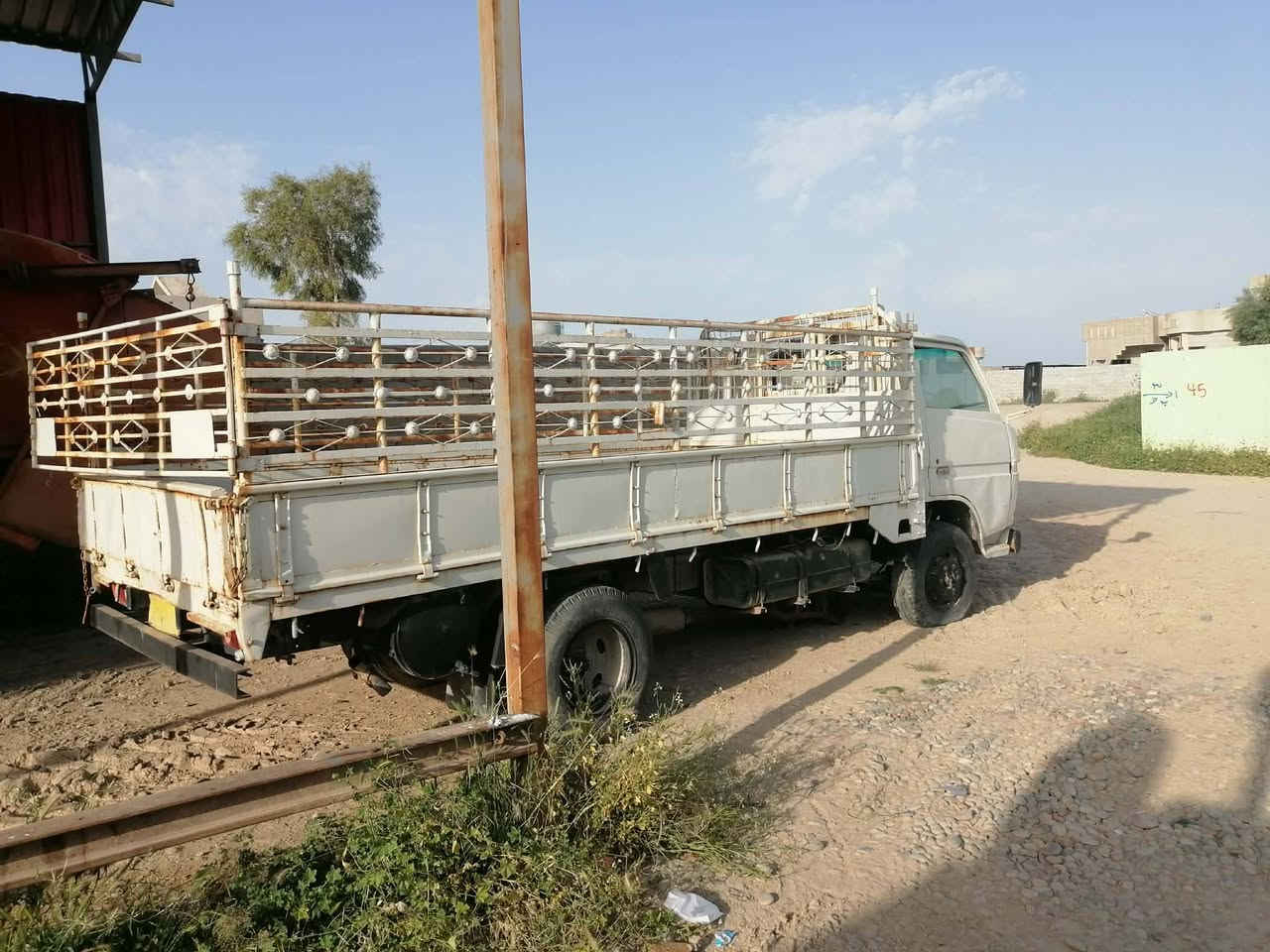 دانيه موديل 82لون ابيض للبيع مكينه معمره رايمن كير اكسن شرط حداديه حيل نضيف ابيع كوم حديد بس مكفول من الحكومه والعشاير سعره 25العنوان موصل


**إذا كنت صاحب هذا الإعلان وتريد حذفه لأي سبب، رجاءا أرسل رسالة إلى الدعم الفني**