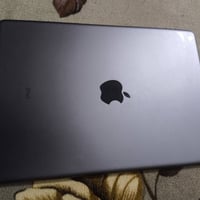 ايباد • مستعمل • بصمه واكفه