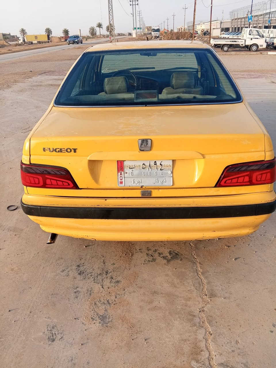 السلام عليكم بيجو بارص موديل 2012مكينه وكير خير من الله صدر وحدايه جديد تخم تأير  تبريد ثلج كهربائيات كله شغاله مصفره هيئه وغرمات تحويل مباشر السعر 28وبي مجال مكان واسط كوت مركز مدينه الاستفسار ***********
