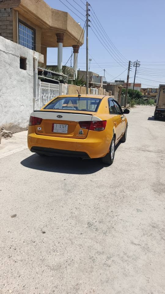 كيا فورتي كير عادي ٢٠١٠ 
كير مكينه جدد 
تبريد منضومه جديده 
غرفه جديده 
سياره جاهزه كبل لشارع هيئه وغرامات مصفره 
خط شهر الرابع سنويه ساقطه راعيها موجود بكركوك 

عنوان السياره الخالص 
*********** غير متواجد ع النت بعقوبة, ديالى

