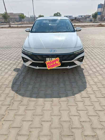 هونداي النترا 2024 خليجي تجميع صين مكفول من الصبغ والتبديل والبارد فقط شخط بسيط فول مواصفات 1/1 مكينه كير حداديه تبريد تخم تاير كله مشروط
رقم بغداد دولي بسمي
السعر 134$
***********
