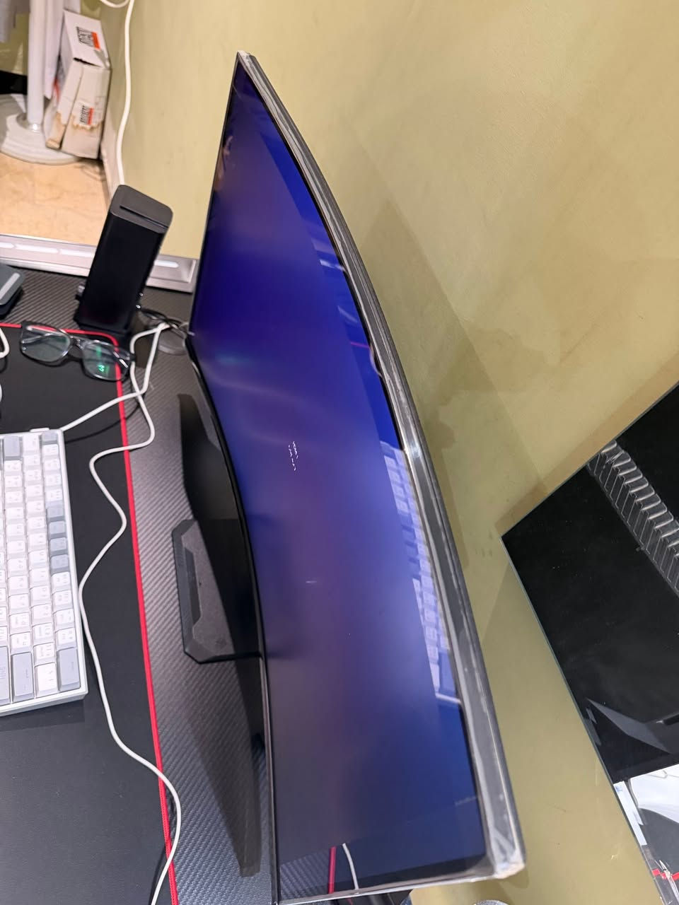 سلام عليكم gs27fc gaming monitor 
180hz
Va
استجابه 1ms -FHD
Amd freesync premium 
بغداد قيم سعرك وخاص الشاشه جديده كارتونها وملصقاتها عليها اخت الجديده


**إذا كنت صاحب هذا الإعلان وتريد حذفه لأي سبب، رجاءا أرسل رسالة إلى الدعم الفني**