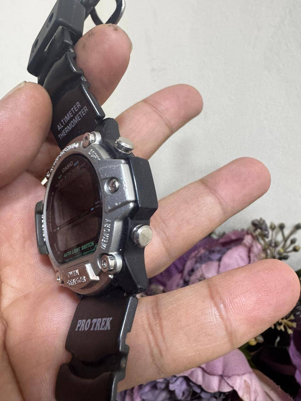 كاسيو بروتريك نوادر (انتاج محدود وغير متوفر )
قطر ٤٤ - دبل شاشه - حراره -ارتفاع- لايت ليد -منبهات -حساس -الاطار الخارجي معدن مقاوم  والعديد من المواصفات 
السعر ١٦٠ الف 
مكاني بغداد الكراده -متوفر توصيل


**إذا كنت صاحب هذا الإعلان وتريد حذفه لأي سبب، رجاءا أرسل رسالة إلى الدعم الفني**