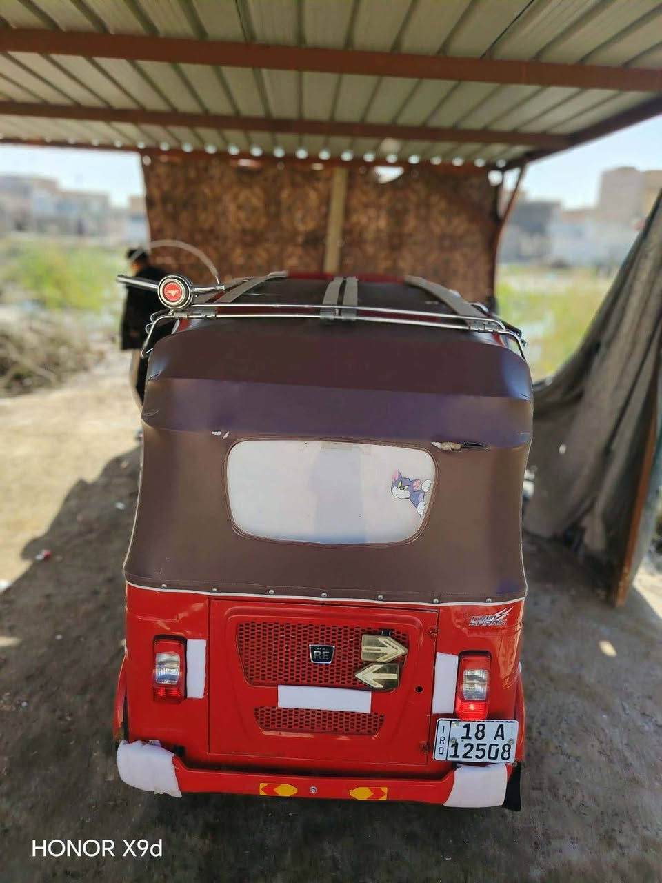 السلام عليكم تكتك البيع 22شهر 11 كفاله عامه ابيع فارغ مكلف بل نشر وهاذه رقم راعيه ‪***********‬
