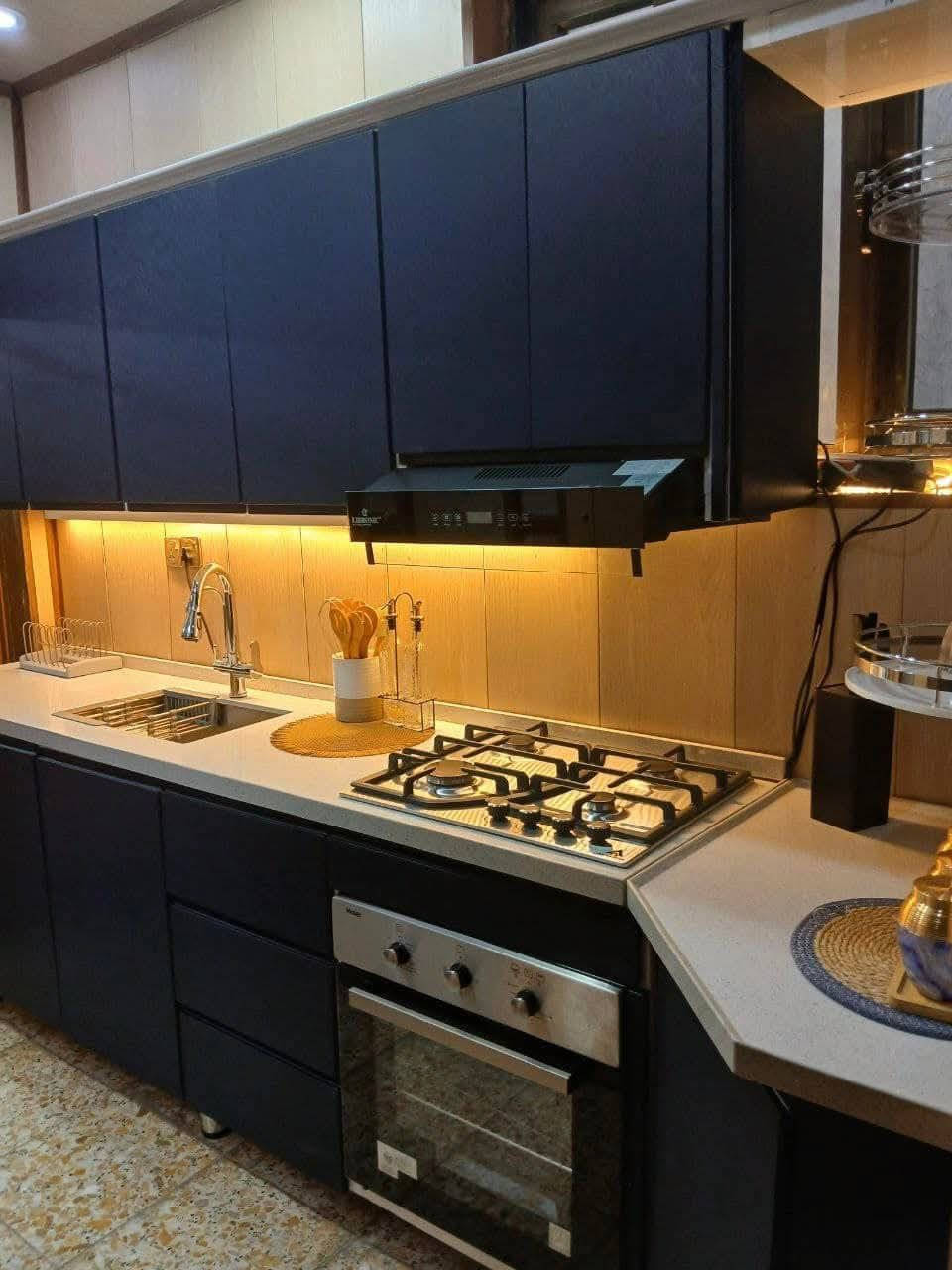 تحيه طيبه 

نعمل كافه المطابخ الامنيوم والمطابخ التركيه الحديثه 
والشبابيك ومحجرات وصيانه المطابخ لاستفسار *********** 
مكان العمل الكاظميه الثانيه شاطى التاجي قرب سيطره الطي نزال بيت مرهون
