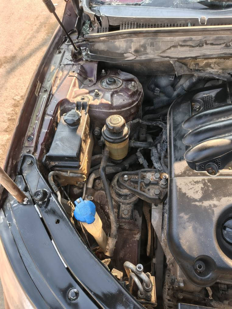 سلام عليكم للبيع سنتافيا 2009
رقم ((بغداد)) إنكليزي 
 وكير ومكينه جدد مكينه (6) 
سياره شغالة وتمشي سياره فووول 
تباع ع حادثها 
 مكان بغداد العبيدي
 ‏‪***********‬‏ بغداد, العراق
