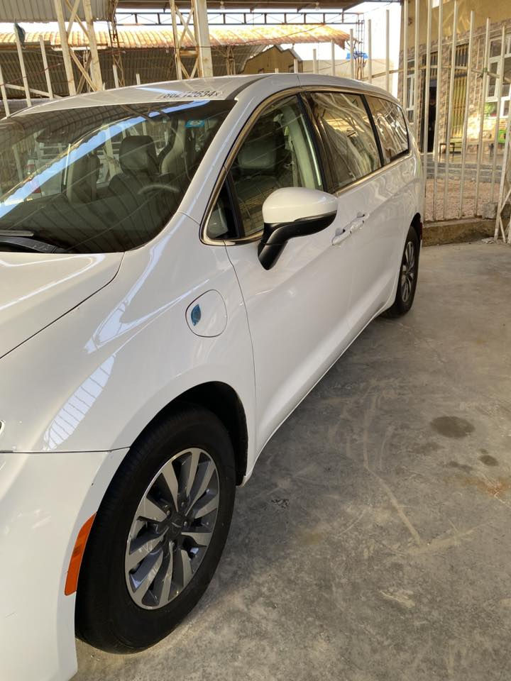 🚨 للبيع | كرايسلر باسيفيكا هايبرد  2023 🔥

‏2023 

📍 الموقع: سماوه 

✨ المواصفات:
🔹 تشغيل بصمة + تشغيل عن بعد
🔹 كشنات كهرباء
🔹 بيبان كهرباء + الجنطة كهرباء
🔹 شاشة + كاميرا خلفية
🔹 إنارة LED أمامية + بك لايت LED
🔹 داخل جلد فخم VPN
🔹 رادار أمامي + نظام تحديد المسار
🔹مثبت سرعه
🔹الرقم بغداد السياره هايبرد
⚠️ سياره مبدل فقط بنيد ويرباكات سليمه
📞 للاستفسار: ***********
