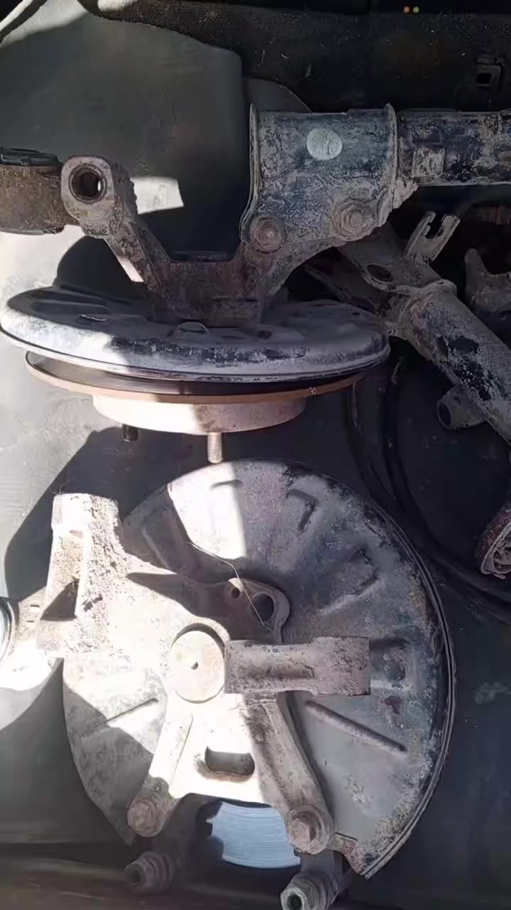 سلام عليكم
غراض سبكترا خلفي حاويه سطاب كامل دبل هوزن فلنجات فجوج زوج دسكات 

حلل وخذ بل يعجبك

كربلاء الحر

***********
