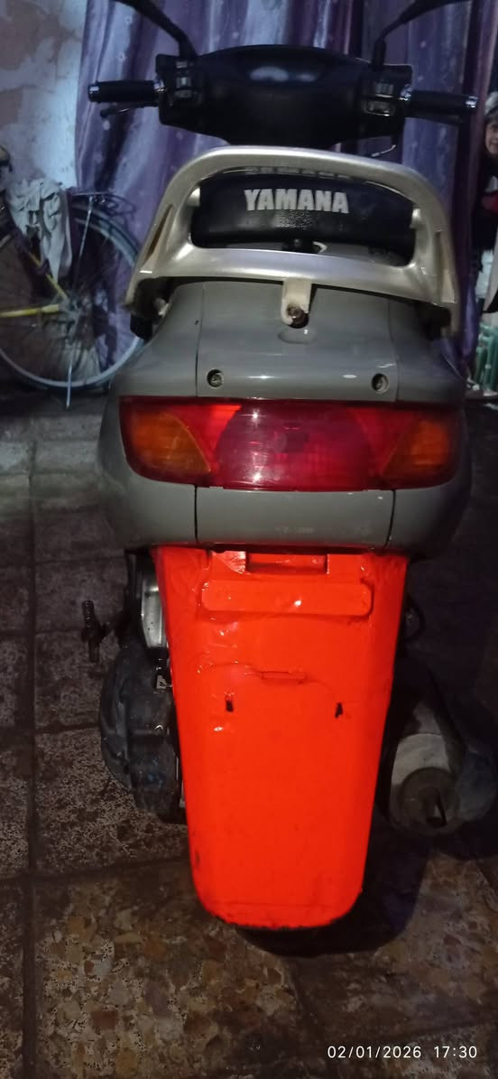 فراشة حاوية نضيفة ما مفتوح برغي شرط الفحص للبيع السعر 550 و بيهة مجال المكان ديوانية مركز 
الاتصال ***********
