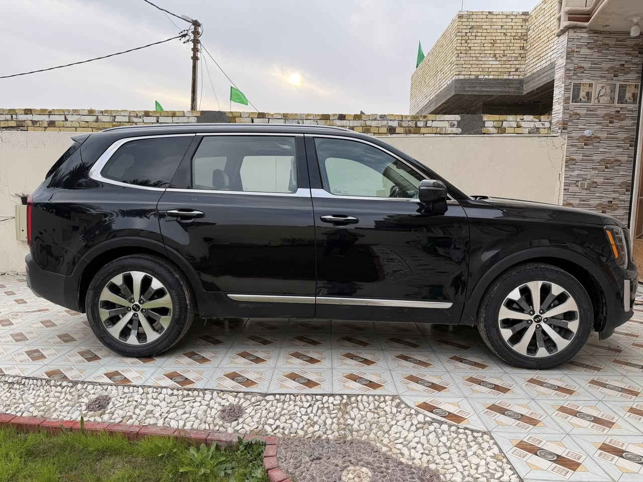 سلام عليكم ورحمة الله
تيلورايد للبيع فقط 

فول مواصفات سياره مديل 2021 

رقم اربيل تريد تحويل تريد وكاله 

حادثه سياره بنيد وجاملغ مبدل بدون دواخل 

مكاني حله شارع ٨٠ سعر 225 وبيه مجال 

***********
