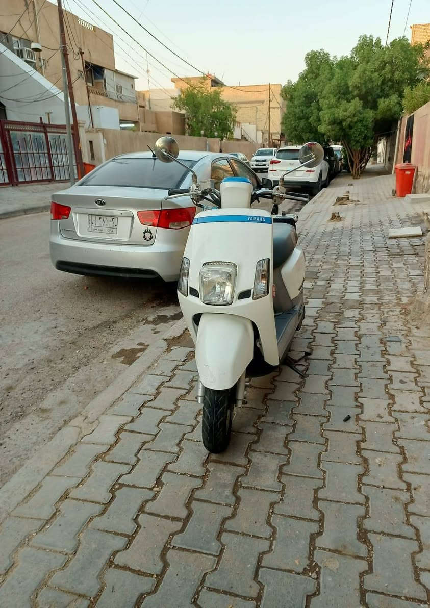 السلام عليكم
حبايب دراجه بوليسي مسطره 
الدراجه صارلها شهرين من نازله من  الحاويه 
 ومكفوله كفاله شلعه معدل ومحرك وكهربائيات 
وشرط الدهن كله امزويل  
شراي اتصل ***********  وتشلع عيوني 
مو شراي اعبر المنشور ♥️
