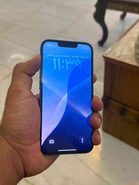 ايفون 13 عادي سعر250
ذاكره128 بطاريه100
مكفول فقط مبدل شاشه وبطارية اصلي 
عنوان شاميه *********** الشامية
