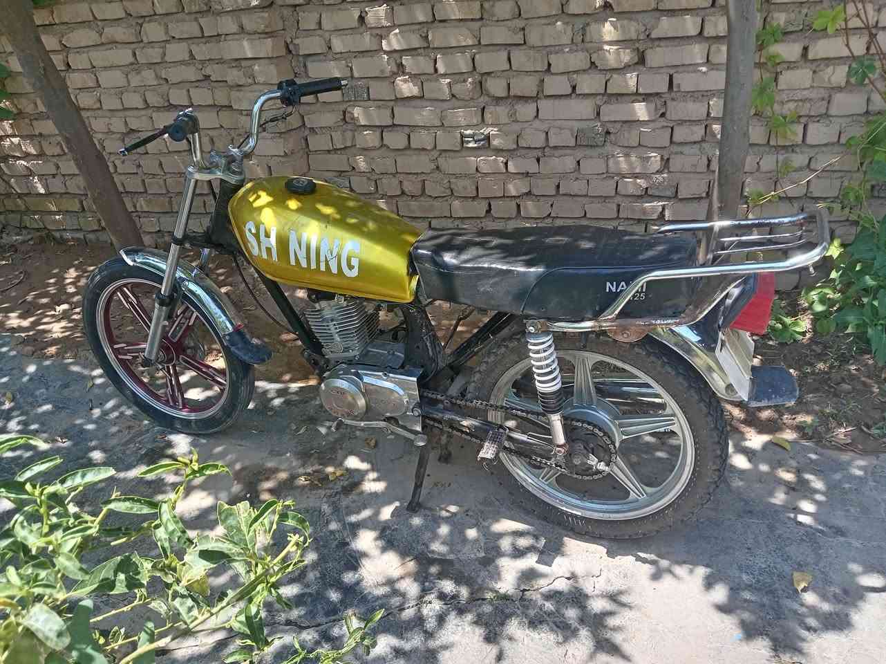 ***********

    175
